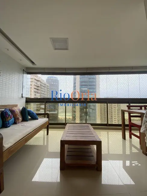 Foto 1 de Apartamento com 3 quartos à venda, 137m2 em Barra da Tijuca, Rio De Janeiro - RJ