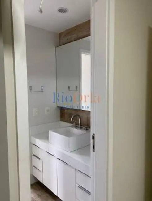 Apartamento com 4 quartos à venda, 236m2 em Barra da Tijuca, Rio De Janeiro - RJ - imagem 9 Foto 9 de Apartamento com 4 quartos à venda, 236m2 em Barra da Tijuca, Rio De Janeiro - RJ