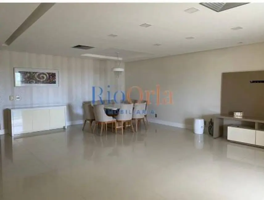 Apartamento com 4 quartos à venda, 236m2 em Barra da Tijuca, Rio De Janeiro - RJ - imagem 2 Foto 2 de Apartamento com 4 quartos à venda, 236m2 em Barra da Tijuca, Rio De Janeiro - RJ