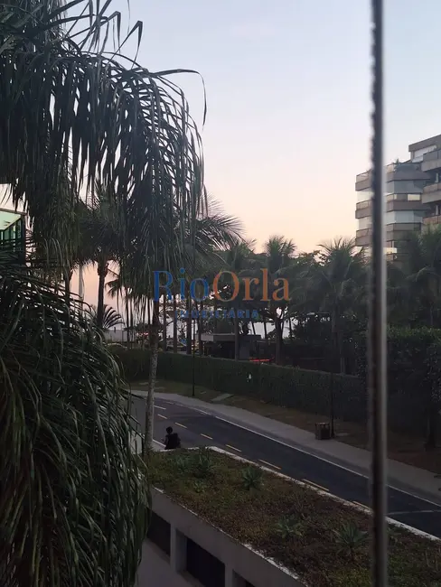 Foto 2 de Apartamento com 4 quartos à venda, 200m2 em Barra da Tijuca, Rio De Janeiro - RJ