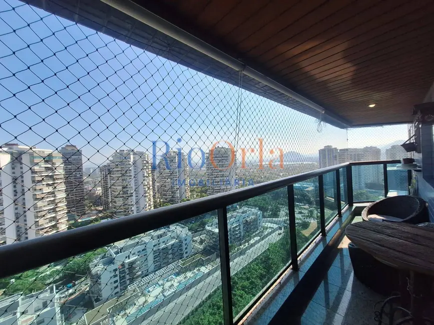 Foto 2 de Apartamento com 4 quartos à venda, 140m2 em Barra da Tijuca, Rio De Janeiro - RJ