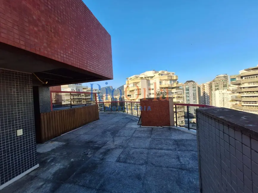 Cobertura com 4 quartos à venda, 300m2 em Barra da Tijuca, Rio De Janeiro - RJ - imagem 6 Foto 6 de Cobertura com 4 quartos à venda, 300m2 em Barra da Tijuca, Rio De Janeiro - RJ