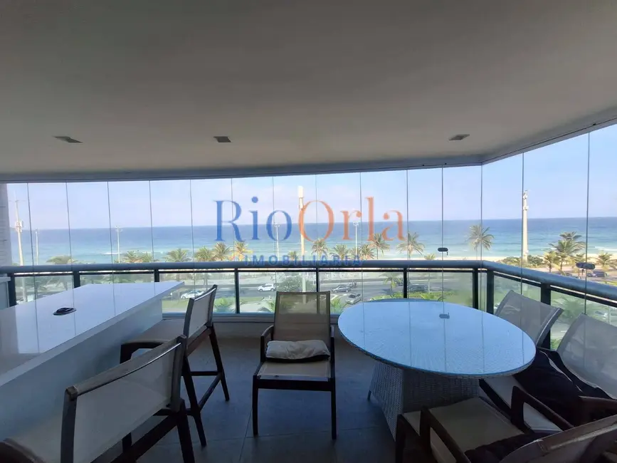 Apartamento com 4 quartos para alugar, 226m2 em Barra da Tijuca, Rio De Janeiro - RJ - imagem 1 Foto 1 de Apartamento com 4 quartos para alugar, 226m2 em Barra da Tijuca, Rio De Janeiro - RJ