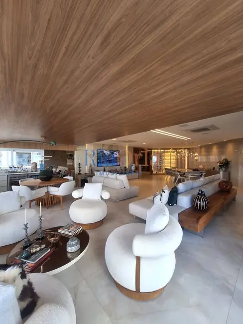 Foto 1 de Apartamento com 4 quartos à venda, 300m2 em Barra da Tijuca, Rio De Janeiro - RJ