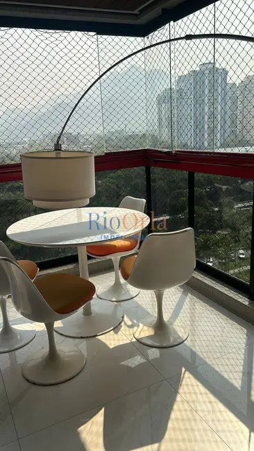 Apartamento com 2 quartos à venda, 100m2 em Barra da Tijuca, Rio De Janeiro - RJ - imagem 3 Foto 3 de Apartamento com 2 quartos à venda, 100m2 em Barra da Tijuca, Rio De Janeiro - RJ