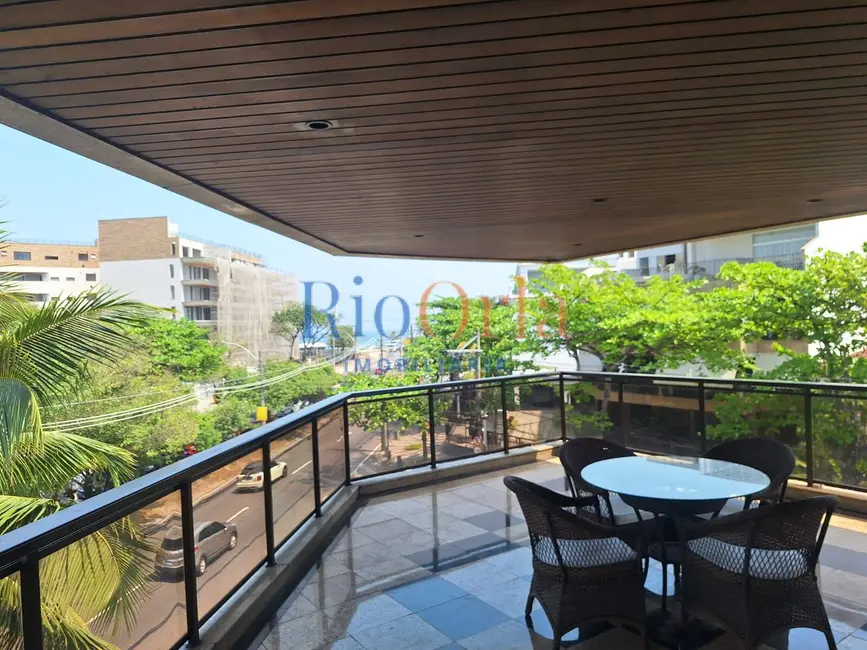 Foto 1 de Apartamento com 4 quartos à venda, 300m2 em Barra da Tijuca, Rio De Janeiro - RJ