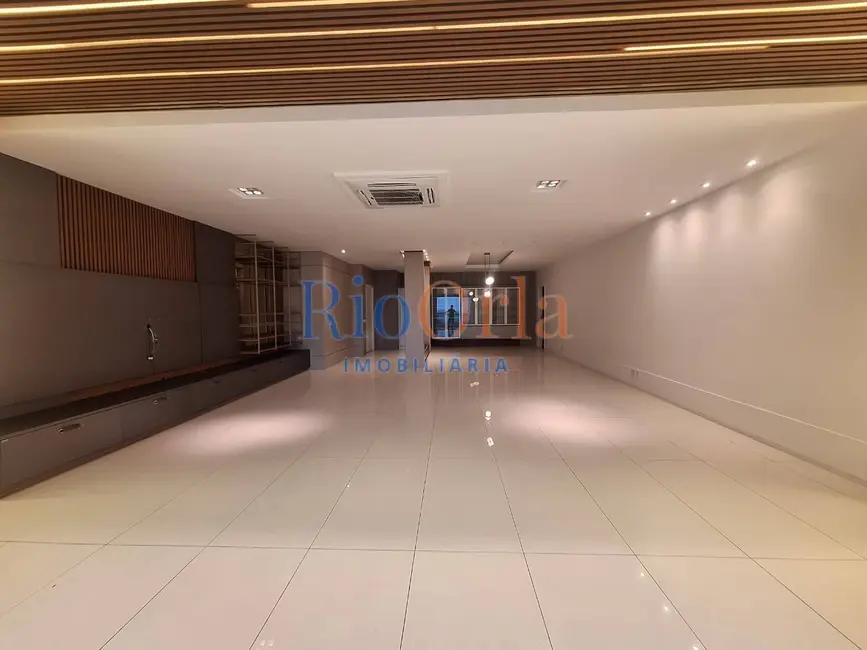 Apartamento com 4 quartos à venda e para alugar, 280m2 em Barra da Tijuca, Rio De Janeiro - RJ - imagem 9 Foto 9 de Apartamento com 4 quartos à venda e para alugar, 280m2 em Barra da Tijuca, Rio De Janeiro - RJ