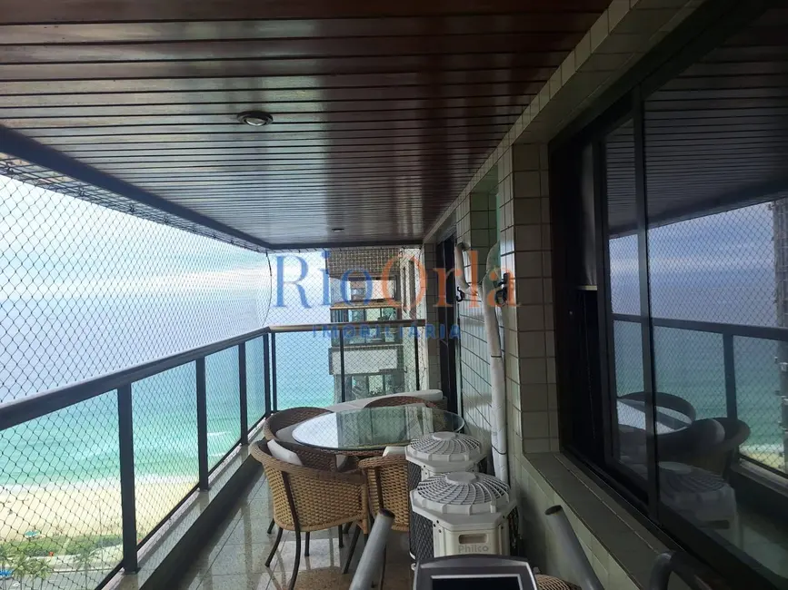 Foto 2 de Apartamento com 4 quartos à venda, 149m2 em Barra da Tijuca, Rio De Janeiro - RJ