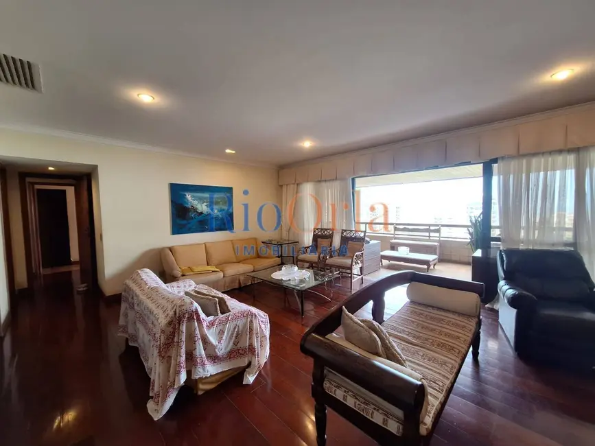 Apartamento com 4 quartos à venda, 215m2 em Barra da Tijuca, Rio De Janeiro - RJ - imagem 8 Foto 8 de Apartamento com 4 quartos à venda, 215m2 em Barra da Tijuca, Rio De Janeiro - RJ