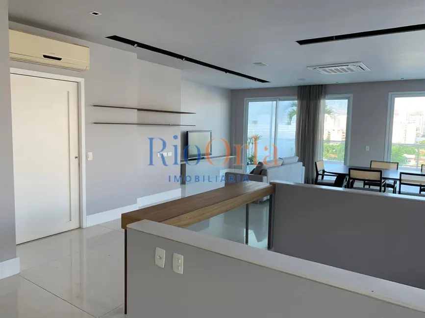 Cobertura com 4 quartos à venda e para alugar, 575m2 em Barra da Tijuca, Rio De Janeiro - RJ - imagem 4 Foto 4 de Cobertura com 4 quartos à venda e para alugar, 575m2 em Barra da Tijuca, Rio De Janeiro - RJ