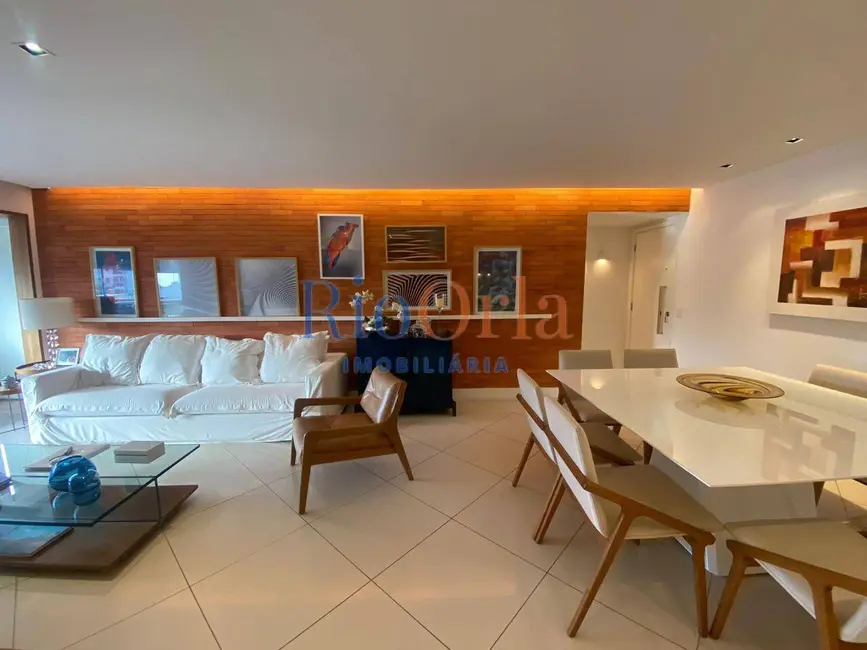 Apartamento com 4 quartos à venda e para alugar, 156m2 em Barra da Tijuca, Rio De Janeiro - RJ - imagem 5 Foto 5 de Apartamento com 4 quartos à venda e para alugar, 156m2 em Barra da Tijuca, Rio De Janeiro - RJ