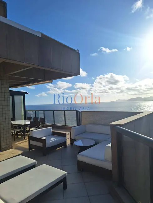 Foto 2 de Cobertura com 3 quartos à venda, 325m2 em Barra da Tijuca, Rio De Janeiro - RJ