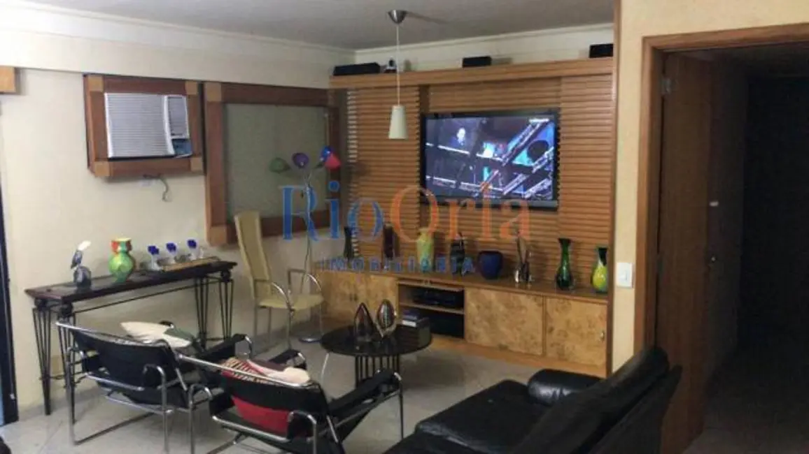 Apartamento com 4 quartos à venda, 138m2 em Barra da Tijuca, Rio De Janeiro - RJ - imagem 4 Foto 4 de Apartamento com 4 quartos à venda, 138m2 em Barra da Tijuca, Rio De Janeiro - RJ