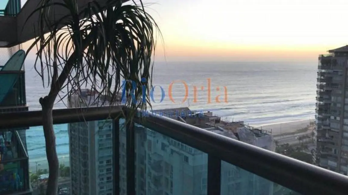 Apartamento com 4 quartos à venda, 138m2 em Barra da Tijuca, Rio De Janeiro - RJ - imagem 1 Foto 1 de Apartamento com 4 quartos à venda, 138m2 em Barra da Tijuca, Rio De Janeiro - RJ