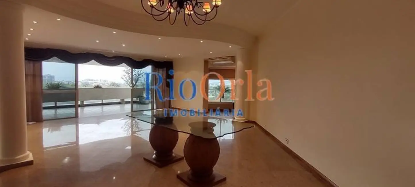 Foto 2 de Apartamento com 3 quartos à venda, 221m2 em Barra da Tijuca, Rio De Janeiro - RJ