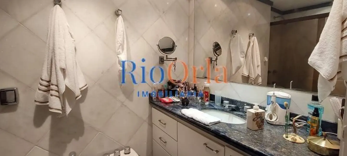 Foto 6 de Apartamento com 3 quartos à venda, 221m2 em Barra da Tijuca, Rio De Janeiro - RJ