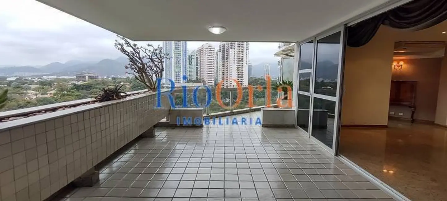 Foto 1 de Apartamento com 3 quartos à venda, 221m2 em Barra da Tijuca, Rio De Janeiro - RJ