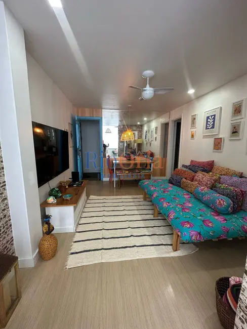 Foto 2 de Apartamento com 2 quartos à venda, 60m2 em Leblon, Rio De Janeiro - RJ