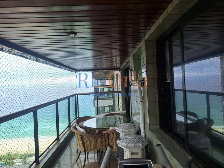 Foto 1 de Apartamento com 4 quartos à venda, 147m2 em Barra da Tijuca, Rio De Janeiro - RJ