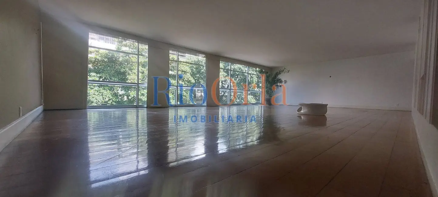 Foto 1 de Apartamento com 3 quartos à venda, 297m2 em Leblon, Rio De Janeiro - RJ