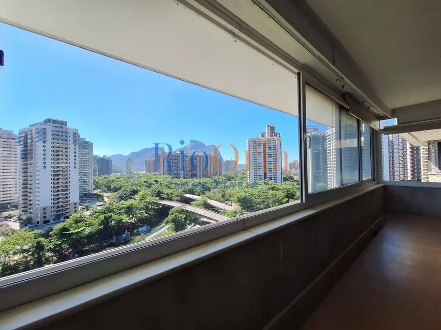 Apartamento com 4 quartos à venda, 300m2 em Barra da Tijuca, Rio De Janeiro - RJ - imagem 5 Foto 5 de Apartamento com 4 quartos à venda, 300m2 em Barra da Tijuca, Rio De Janeiro - RJ