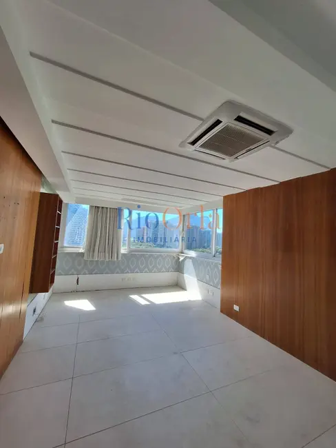 Apartamento com 4 quartos à venda, 300m2 em Barra da Tijuca, Rio De Janeiro - RJ - imagem 8 Foto 8 de Apartamento com 4 quartos à venda, 300m2 em Barra da Tijuca, Rio De Janeiro - RJ
