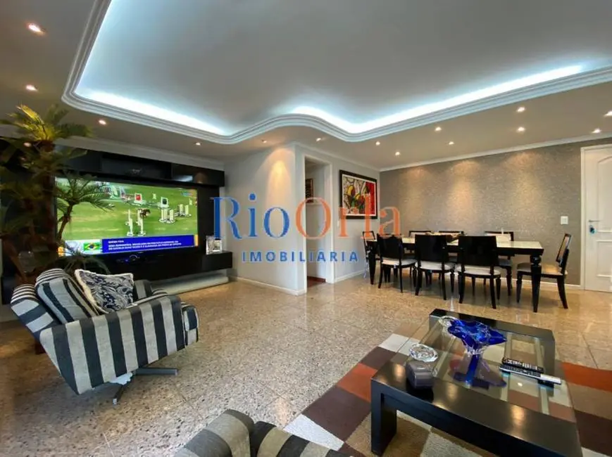 Apartamento com 4 quartos à venda, 144m2 em Barra da Tijuca, Rio De Janeiro - RJ - imagem 3 Foto 3 de Apartamento com 4 quartos à venda, 144m2 em Barra da Tijuca, Rio De Janeiro - RJ