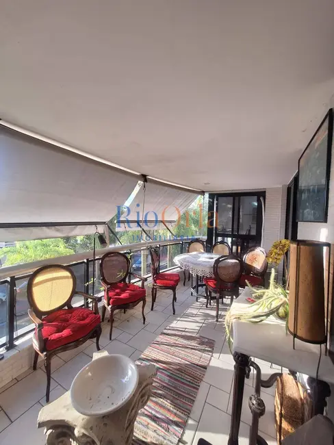 Apartamento com 3 quartos à venda, 129m2 em Barra da Tijuca, Rio De Janeiro - RJ - imagem 3 Foto 3 de Apartamento com 3 quartos à venda, 129m2 em Barra da Tijuca, Rio De Janeiro - RJ