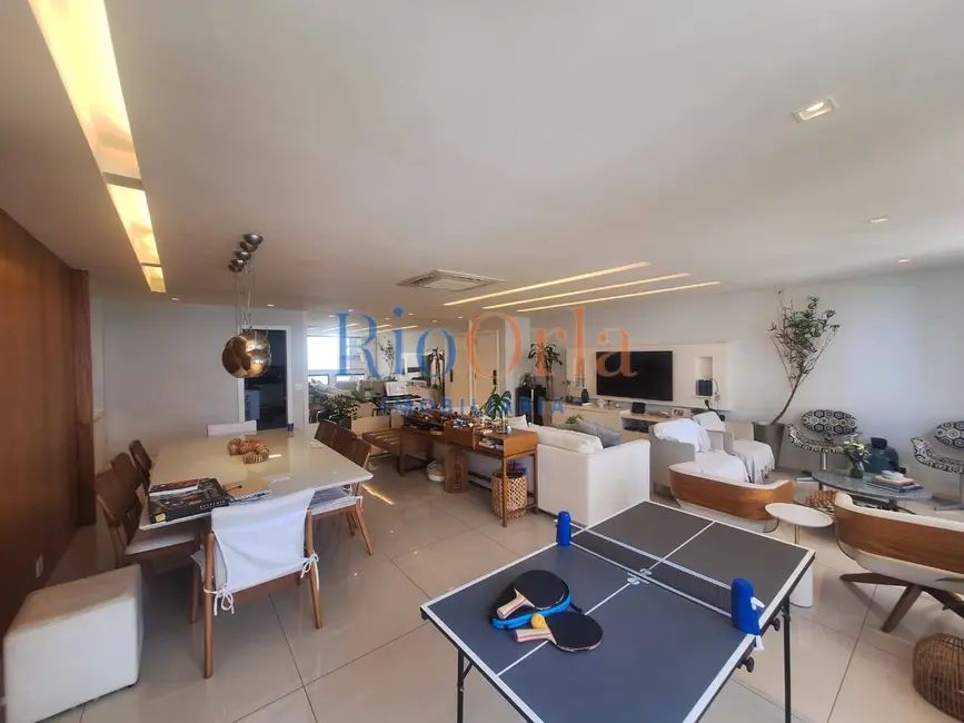 Apartamento com 4 quartos à venda, 180m2 em Barra da Tijuca, Rio De Janeiro - RJ - imagem 4 Foto 4 de Apartamento com 4 quartos à venda, 180m2 em Barra da Tijuca, Rio De Janeiro - RJ