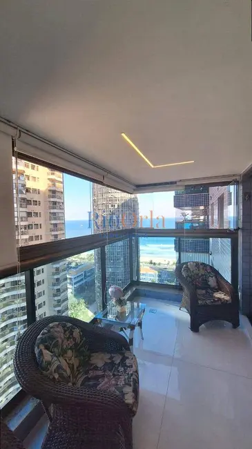 Apartamento com 4 quartos à venda, 149m2 em Barra da Tijuca, Rio De Janeiro - RJ - imagem 1 Foto 1 de Apartamento com 4 quartos à venda, 149m2 em Barra da Tijuca, Rio De Janeiro - RJ