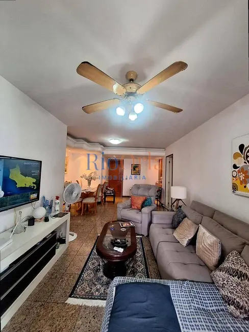 Apartamento com 4 quartos à venda, 148m2 em Barra da Tijuca, Rio De Janeiro - RJ - imagem 9 Foto 9 de Apartamento com 4 quartos à venda, 148m2 em Barra da Tijuca, Rio De Janeiro - RJ