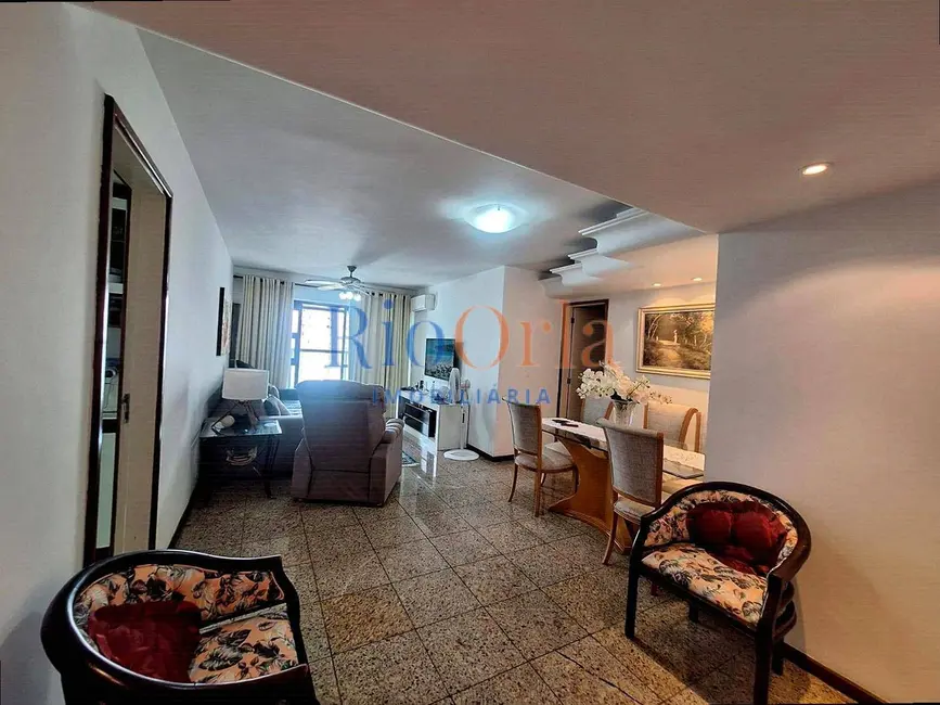Apartamento com 4 quartos à venda, 148m2 em Barra da Tijuca, Rio De Janeiro - RJ - imagem 5 Foto 5 de Apartamento com 4 quartos à venda, 148m2 em Barra da Tijuca, Rio De Janeiro - RJ