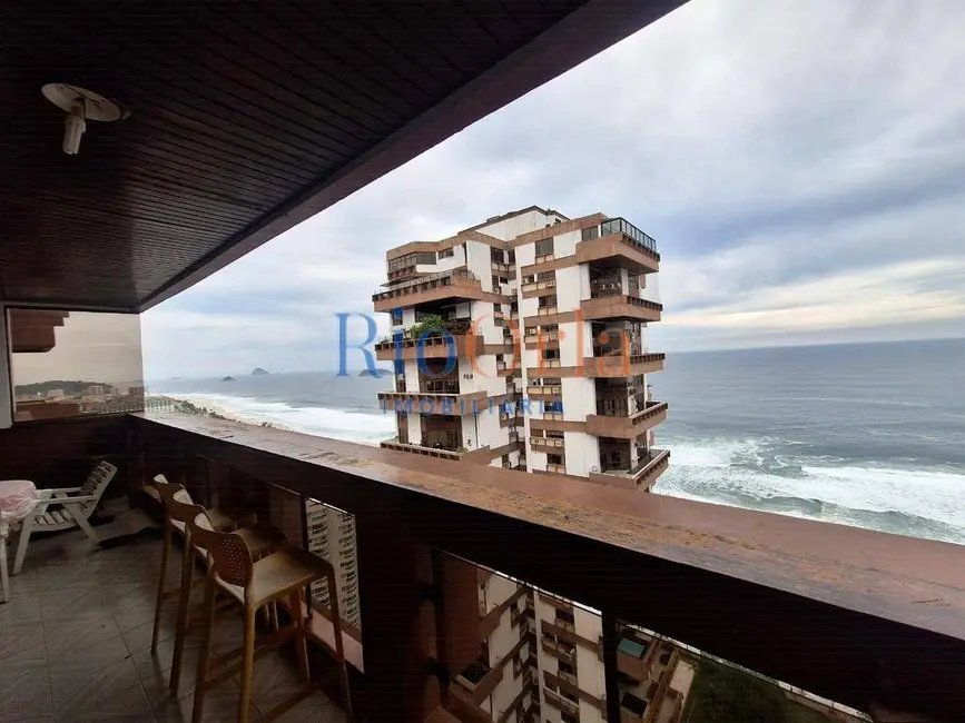 Foto 2 de Apartamento com 4 quartos à venda, 180m2 em Barra da Tijuca, Rio De Janeiro - RJ