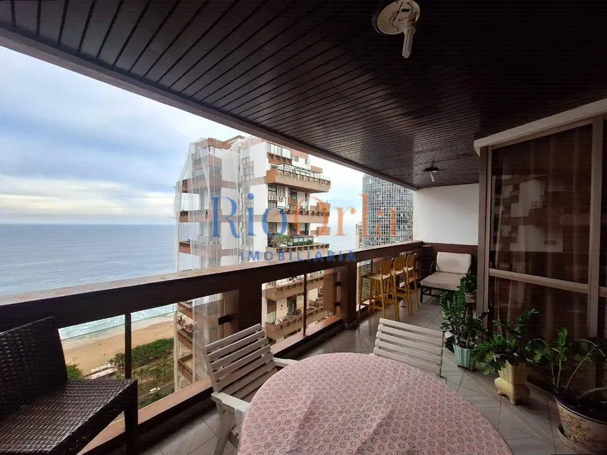 Foto 1 de Apartamento com 4 quartos à venda, 180m2 em Barra da Tijuca, Rio De Janeiro - RJ