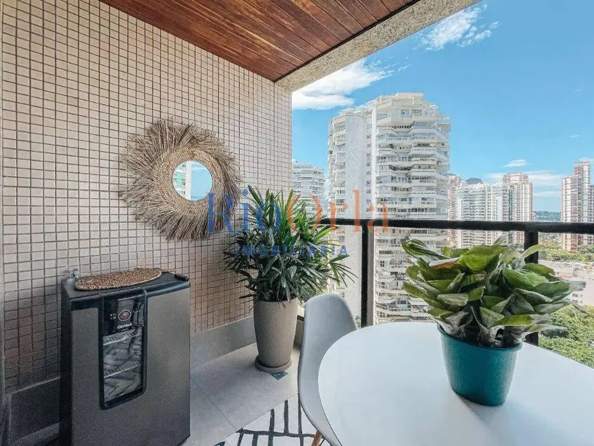 Foto 2 de Apartamento com 3 quartos à venda, 147m2 em Barra da Tijuca, Rio De Janeiro - RJ