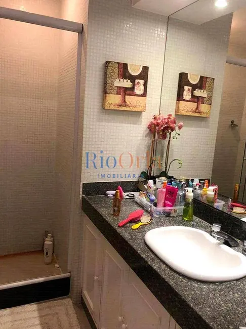 Apartamento com 3 quartos à venda, 158m2 em Barra da Tijuca, Rio De Janeiro - RJ - imagem 9 Foto 9 de Apartamento com 3 quartos à venda, 158m2 em Barra da Tijuca, Rio De Janeiro - RJ