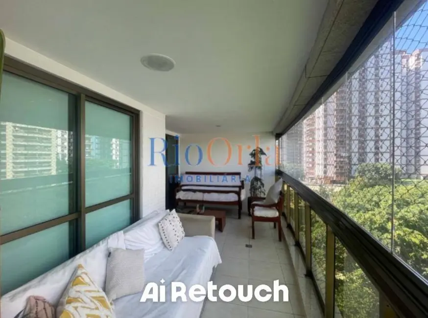 Apartamento com 3 quartos à venda, 140m2 em Barra da Tijuca, Rio De Janeiro - RJ - imagem 3 Foto 3 de Apartamento com 3 quartos à venda, 140m2 em Barra da Tijuca, Rio De Janeiro - RJ