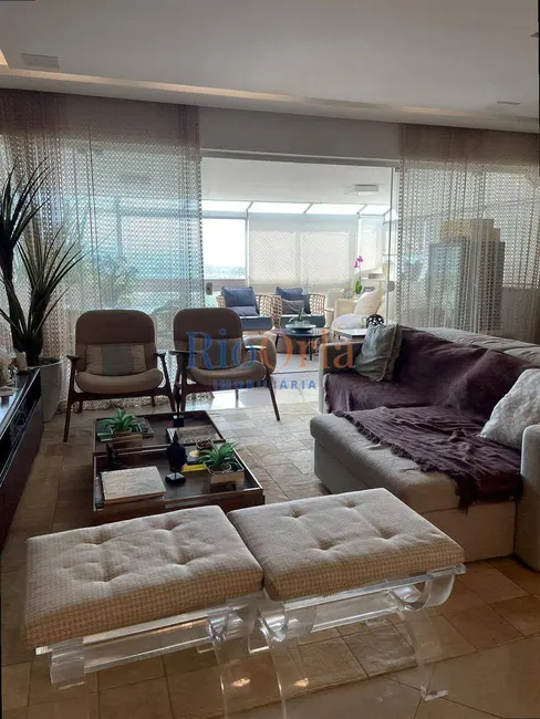Foto 2 de Apartamento com 3 quartos à venda, 221m2 em Barra da Tijuca, Rio De Janeiro - RJ