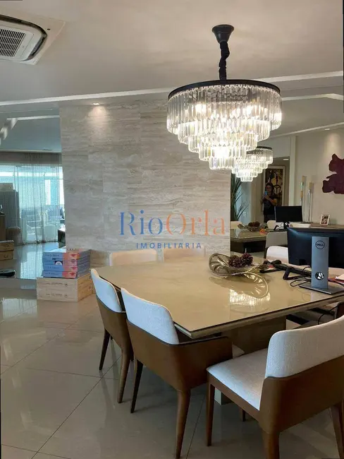 Foto 4 de Apartamento com 3 quartos à venda, 221m2 em Barra da Tijuca, Rio De Janeiro - RJ