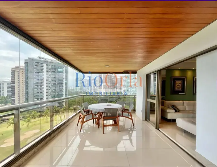 Apartamento com 4 quartos à venda, 250m2 em Barra da Tijuca, Rio De Janeiro - RJ - imagem 8 Foto 8 de Apartamento com 4 quartos à venda, 250m2 em Barra da Tijuca, Rio De Janeiro - RJ