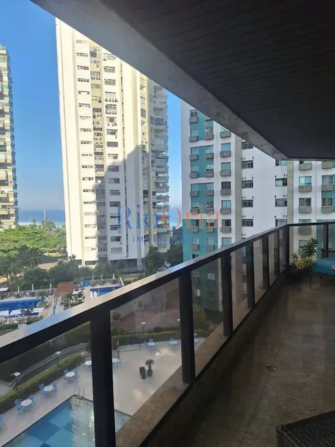Foto 2 de Apartamento com 3 quartos à venda, 160m2 em Barra da Tijuca, Rio De Janeiro - RJ