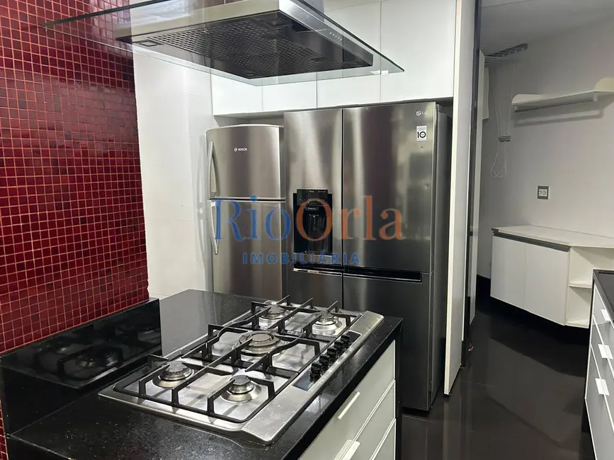 Apartamento com 3 quartos à venda, 220m2 em Barra da Tijuca, Rio De Janeiro - RJ - imagem 7 Foto 7 de Apartamento com 3 quartos à venda, 220m2 em Barra da Tijuca, Rio De Janeiro - RJ