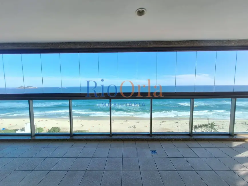 Foto 3 de Apartamento à venda em Barra da Tijuca, Rio De Janeiro - RJ