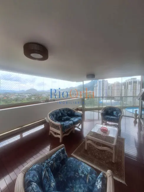 Foto 2 de Apartamento com 3 quartos à venda, 220m2 em Barra da Tijuca, Rio De Janeiro - RJ