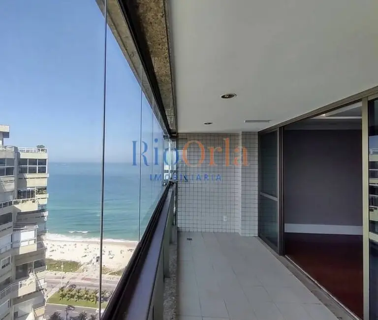 Apartamento com 4 quartos à venda, 170m2 em Barra da Tijuca, Rio De Janeiro - RJ - imagem 1 Foto 1 de Apartamento com 4 quartos à venda, 170m2 em Barra da Tijuca, Rio De Janeiro - RJ