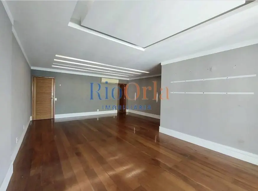 Apartamento com 4 quartos à venda, 170m2 em Barra da Tijuca, Rio De Janeiro - RJ - imagem 3 Foto 3 de Apartamento com 4 quartos à venda, 170m2 em Barra da Tijuca, Rio De Janeiro - RJ