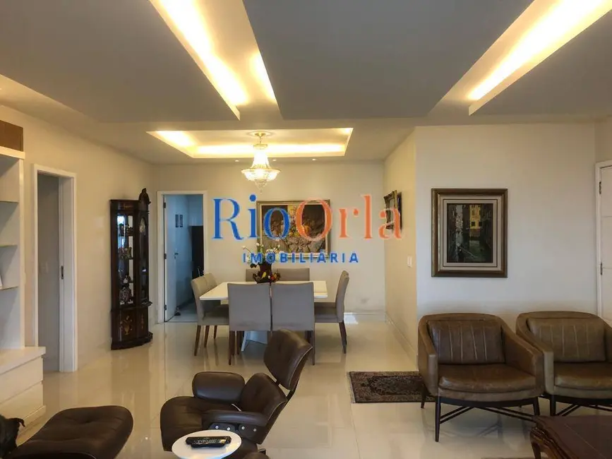 Apartamento com 4 quartos à venda, 172m2 em Barra da Tijuca, Rio De Janeiro - RJ - imagem 5 Foto 5 de Apartamento com 4 quartos à venda, 172m2 em Barra da Tijuca, Rio De Janeiro - RJ
