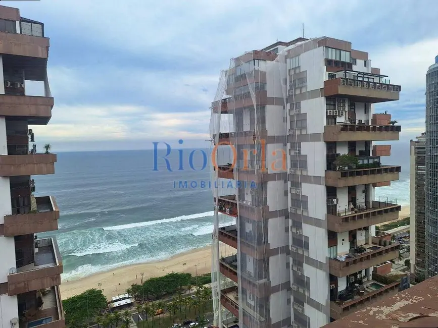 Apartamento com 4 quartos à venda, 180m2 em Barra da Tijuca, Rio De Janeiro - RJ - imagem 3 Foto 3 de Apartamento com 4 quartos à venda, 180m2 em Barra da Tijuca, Rio De Janeiro - RJ