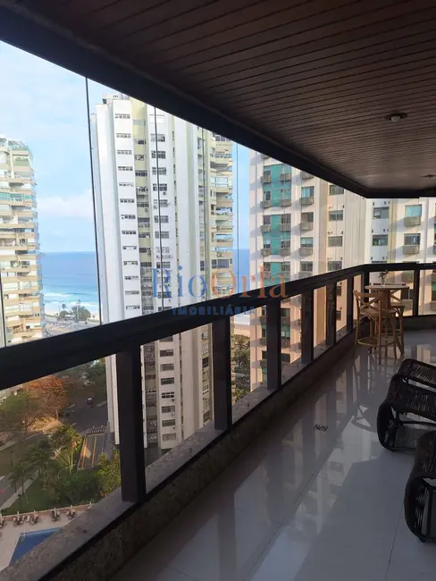 Apartamento com 3 quartos à venda, 148m2 em Barra da Tijuca, Rio De Janeiro - RJ - imagem 3 Foto 3 de Apartamento com 3 quartos à venda, 148m2 em Barra da Tijuca, Rio De Janeiro - RJ