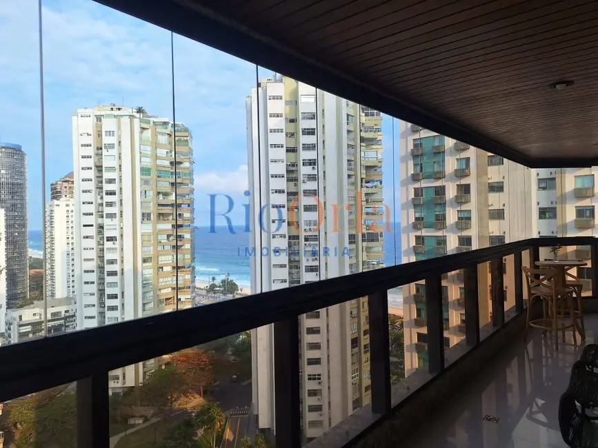 Apartamento com 3 quartos à venda, 148m2 em Barra da Tijuca, Rio De Janeiro - RJ - imagem 1 Foto 1 de Apartamento com 3 quartos à venda, 148m2 em Barra da Tijuca, Rio De Janeiro - RJ